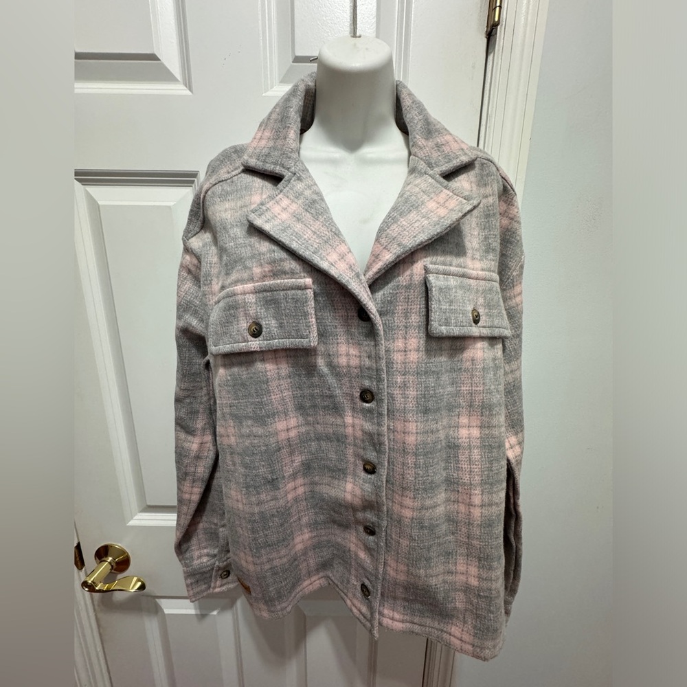 Simply Southern Pink and Gray Button Down Shirt large nwt